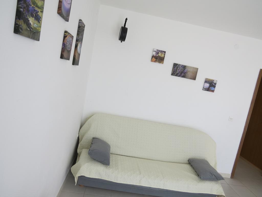 Apartments Lovric - 30 Meters To The Beach Trogir Exterior foto