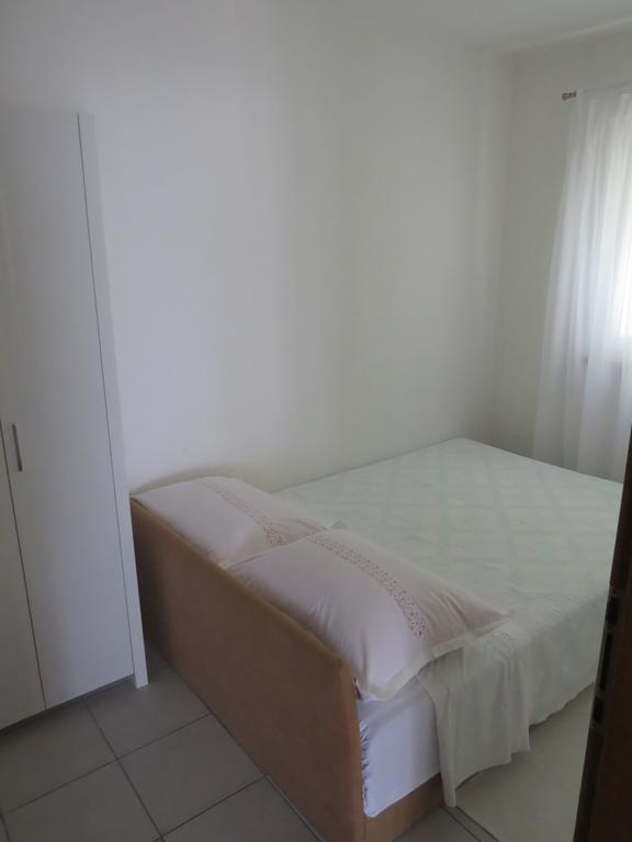 Apartments Lovric - 30 Meters To The Beach Trogir Exterior foto