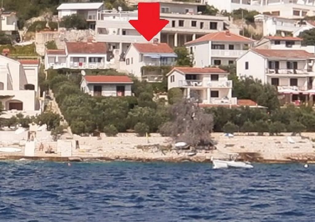 Apartments Lovric - 30 Meters To The Beach Trogir Exterior foto